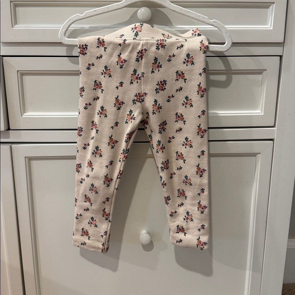 Zara Cream Floral Leggings BNWT
